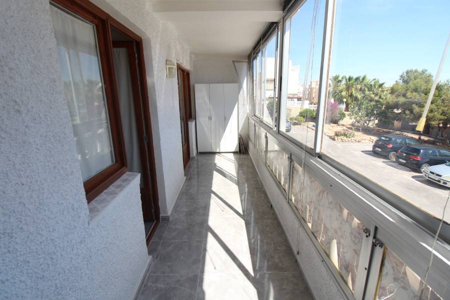 Återförsäljning - Lägenhet - La Mata - Torreblanca