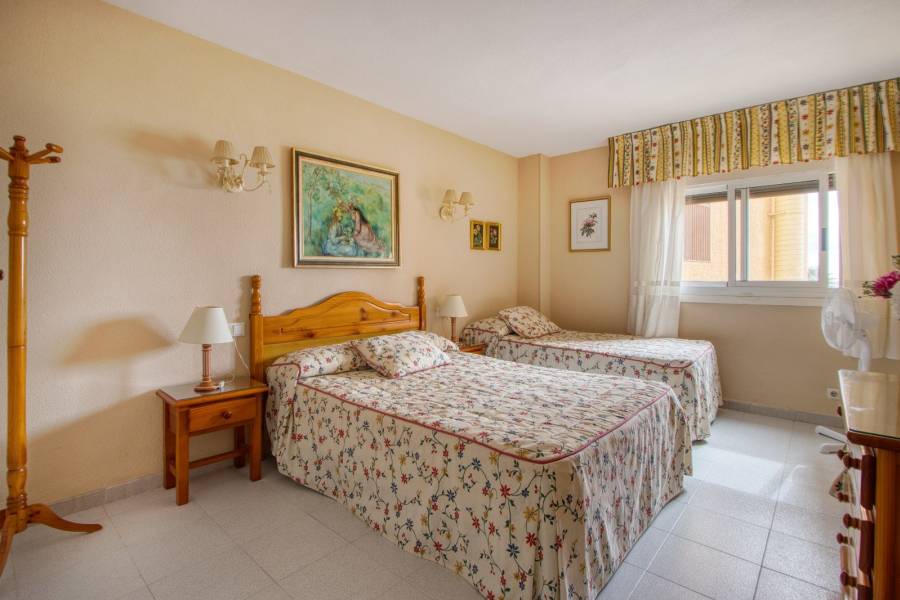 Beach/Resale - Apartment - Torrevieja - Playa del Cura