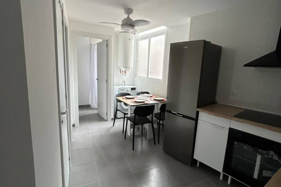 Beach/Resale - F - Elche - Plaza Barcelona