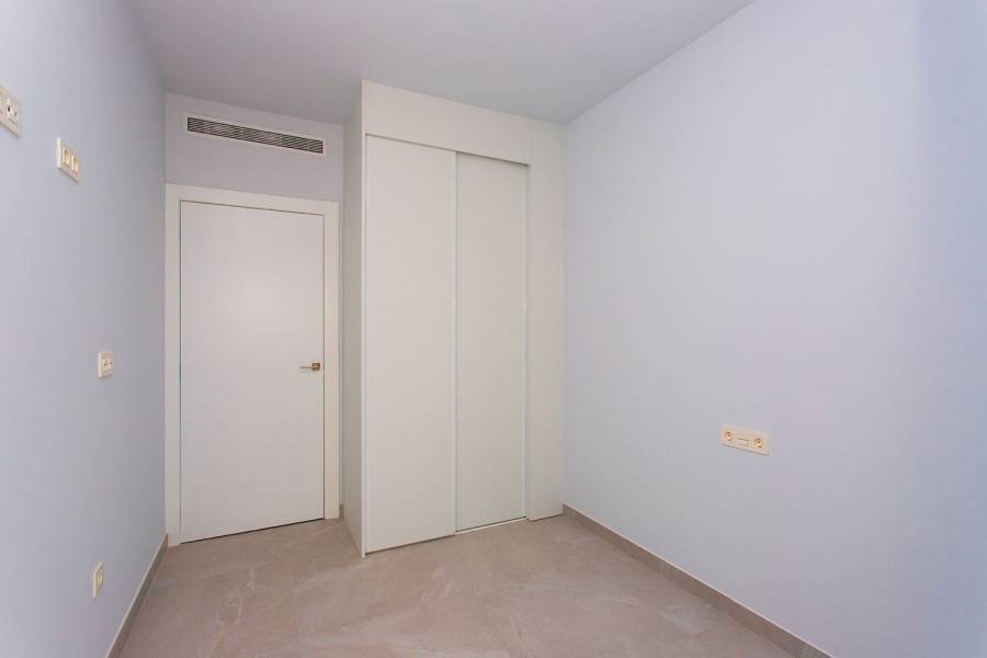 Beach/Resale - Apartment - Torrevieja - Playa del Cura