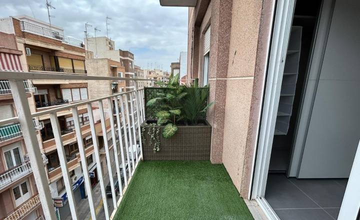 F - Playa/Reventa - Elche - Plaza Barcelona