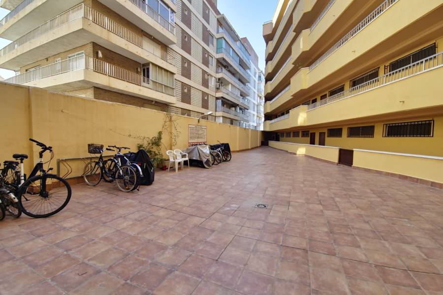 Пляж / Перепродажа - Apartment - Torrevieja - El Acequión - Los Náufragos