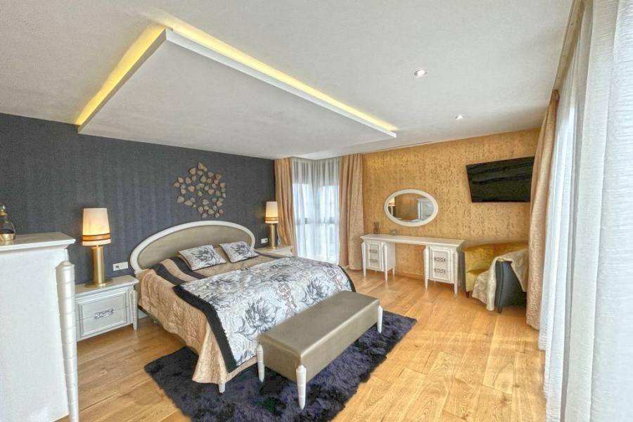 Återförsäljning / Strand - V - Torrevieja - Mar azul