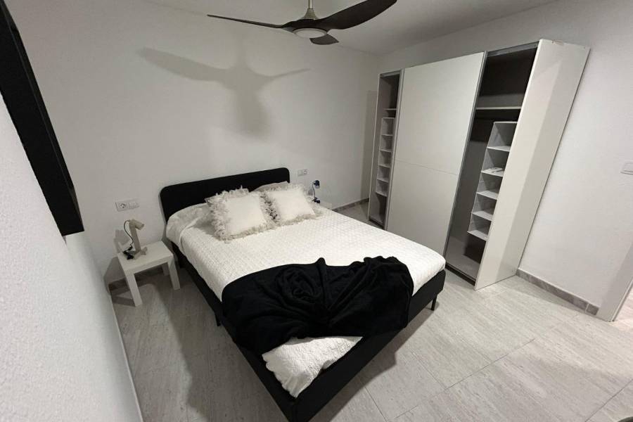 Beach/Resale - F - Elche - Plaza Barcelona