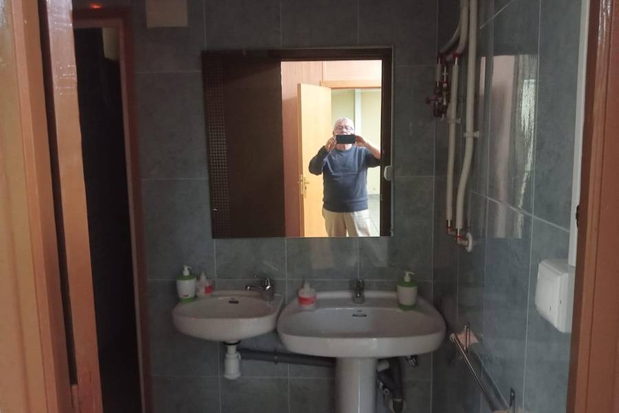 Playa/Reventa - c - Elche - Plaza Crevillente-Juzgados