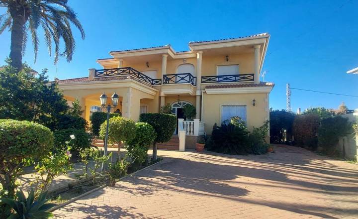 V - Playa/Reventa - Elche - Ciudad Jardin