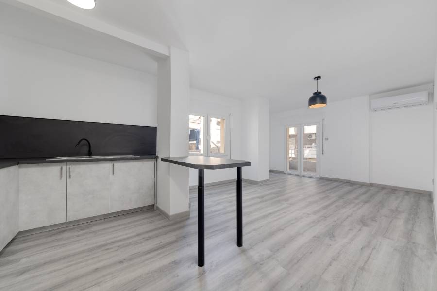 Пляж / Перепродажа - Apartment - Torrevieja - Center