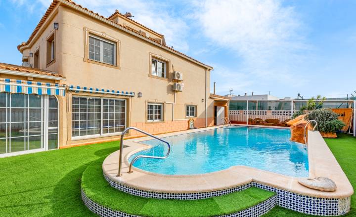 Chalet - Playa/Reventa - Torrevieja - Torrevieja