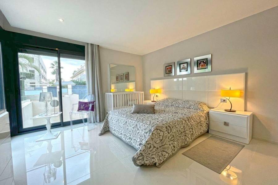 Återförsäljning / Strand - V - Torrevieja - Mar azul