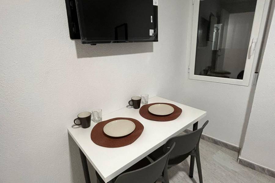 Beach/Resale - F - Elche - Plaza Barcelona