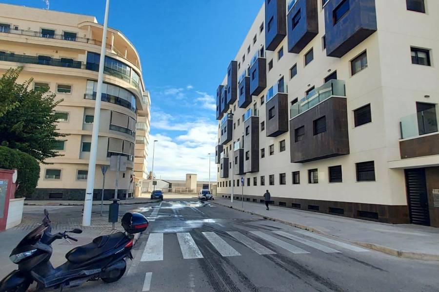 Playa/Reventa - c - Elche - Torreta - Portalada