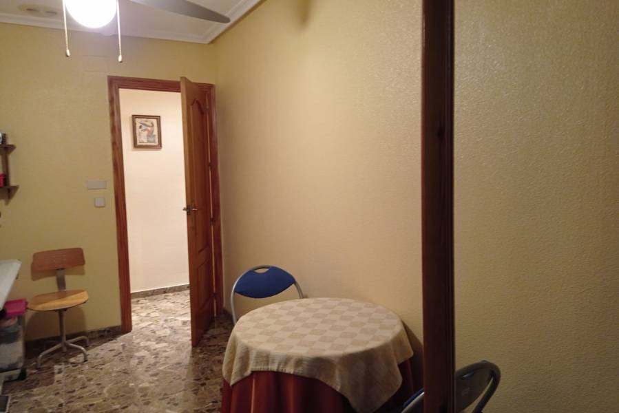 Пляж / Перепродажа - Apartment - Elche