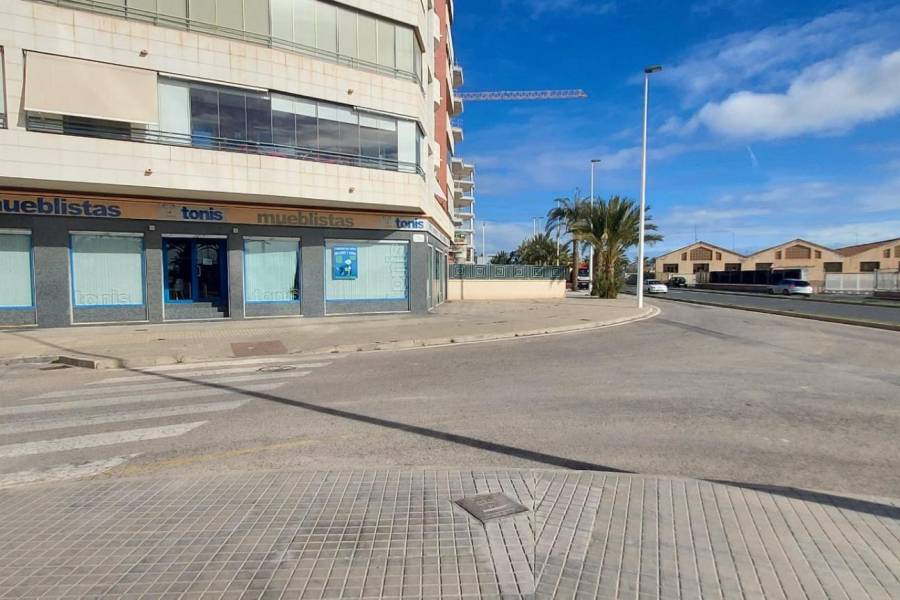 Playa/Reventa - c - Elche - Torreta - Portalada