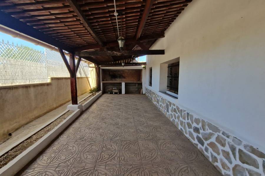 Playa/Reventa - Country House - Elche