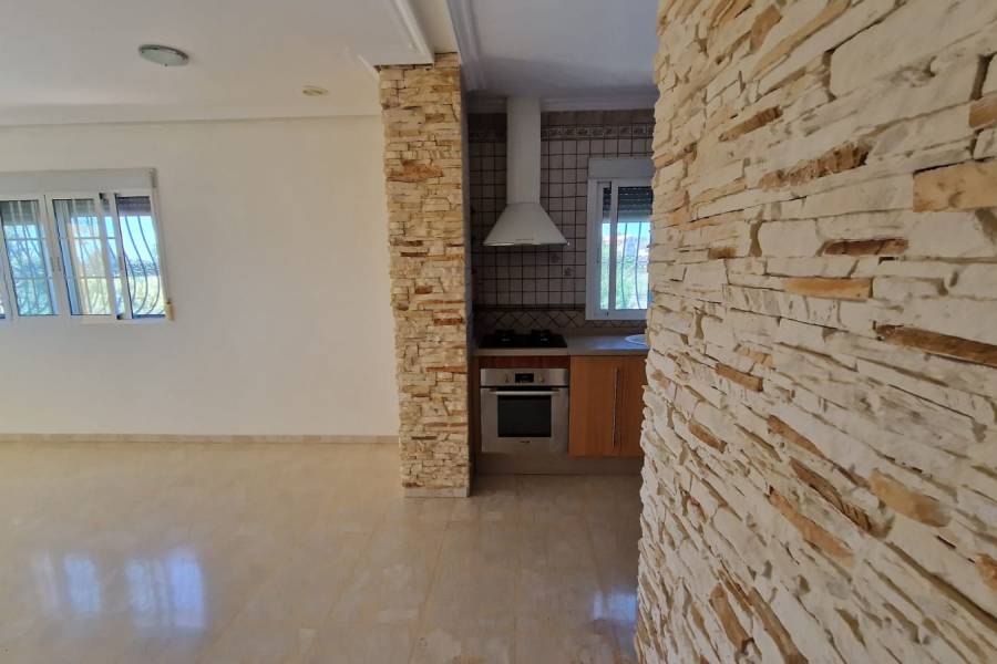 Playa/Reventa - Country House - Elche