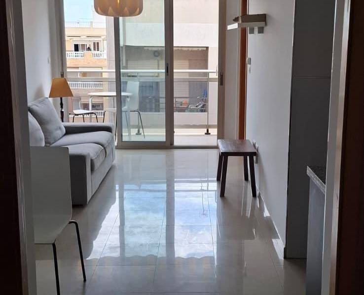 Återförsäljning / Strand - A - Guardamar del Segura - Plaza porticada