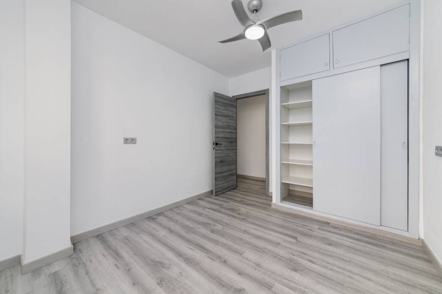 Пляж / Перепродажа - Apartment - Torrevieja - Center