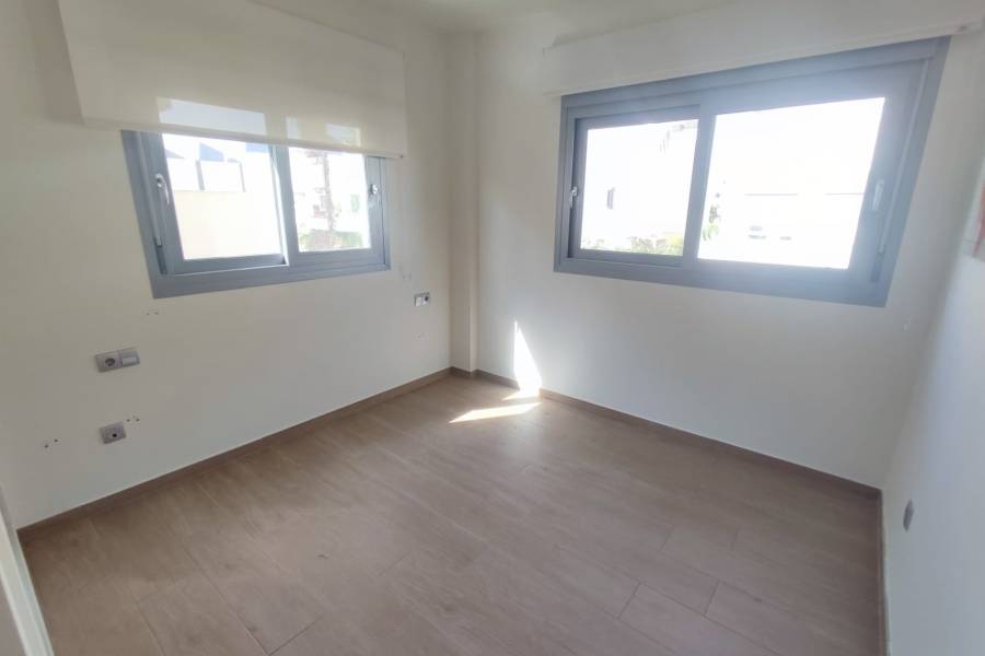 Пляж / Перепродажа - Townhouse - Torrevieja - El Acequión - Los Náufragos