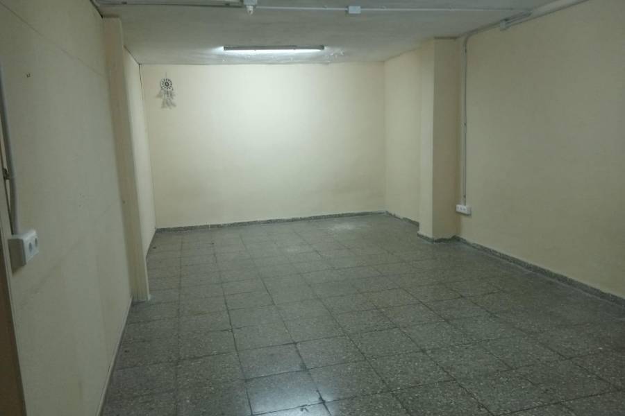 Playa/Reventa - c - Elche - Plaza Crevillente-Juzgados