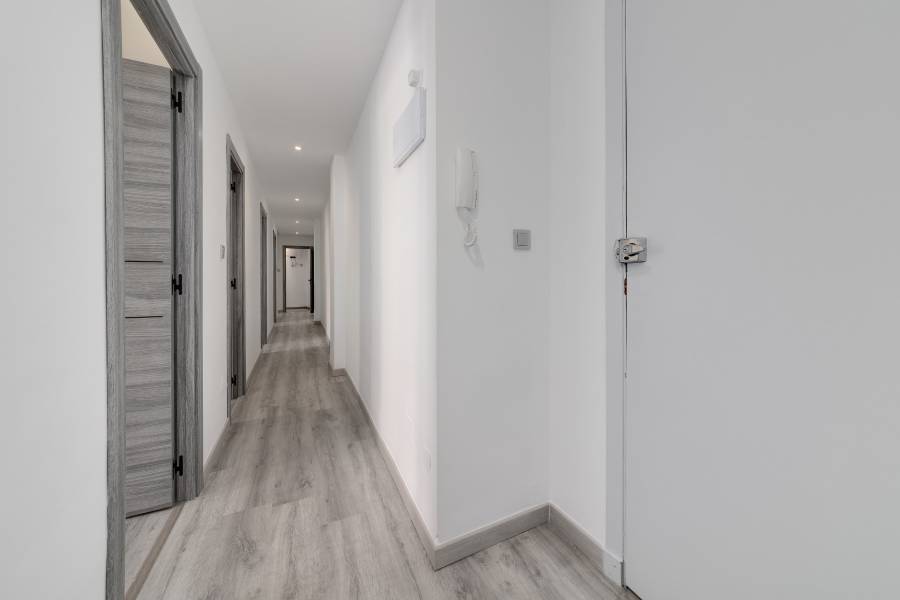 Пляж / Перепродажа - Apartment - Torrevieja - Center