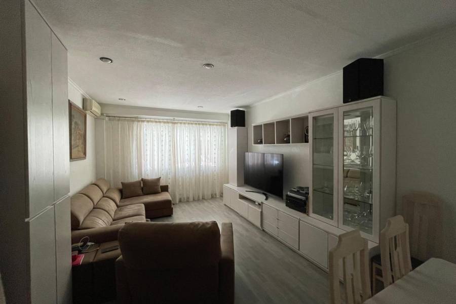 Återförsäljning / Strand - F - Novelda - CENTRO