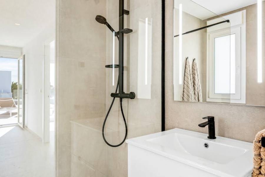 Återförsäljning / Strand - V - Los Montesinos - Costa blanca sur