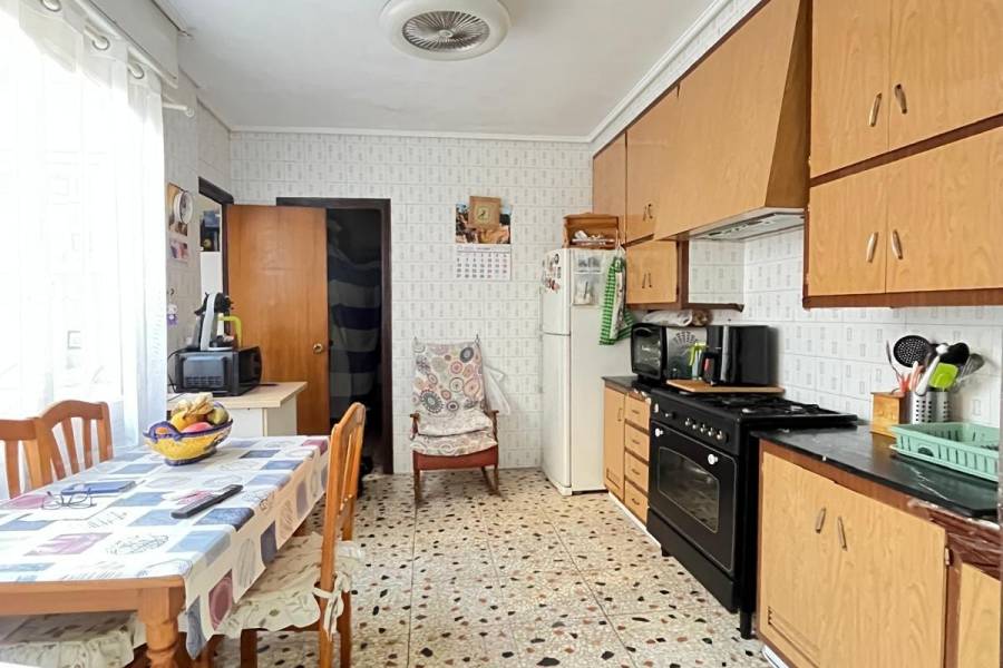 Återförsäljning / Strand - F - Elche - Sector V-El Canal