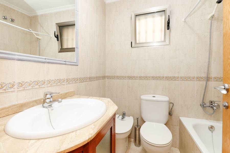 Пляж / Перепродажа - Apartment - Torrevieja - Center