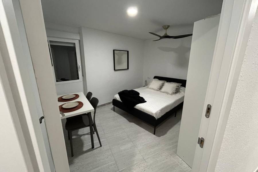 Beach/Resale - F - Elche - Plaza Barcelona