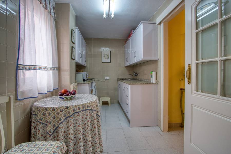 Beach/Resale - Apartment - Torrevieja - Playa del Cura