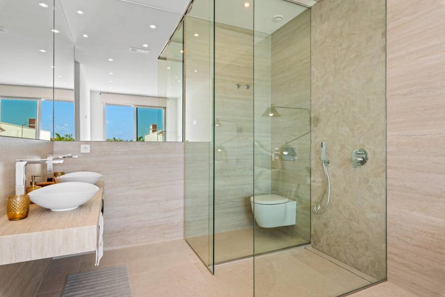 Återförsäljning / Strand - V - Benijófar