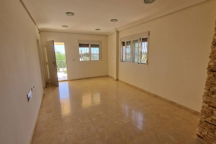 Playa/Reventa - Country House - Elche