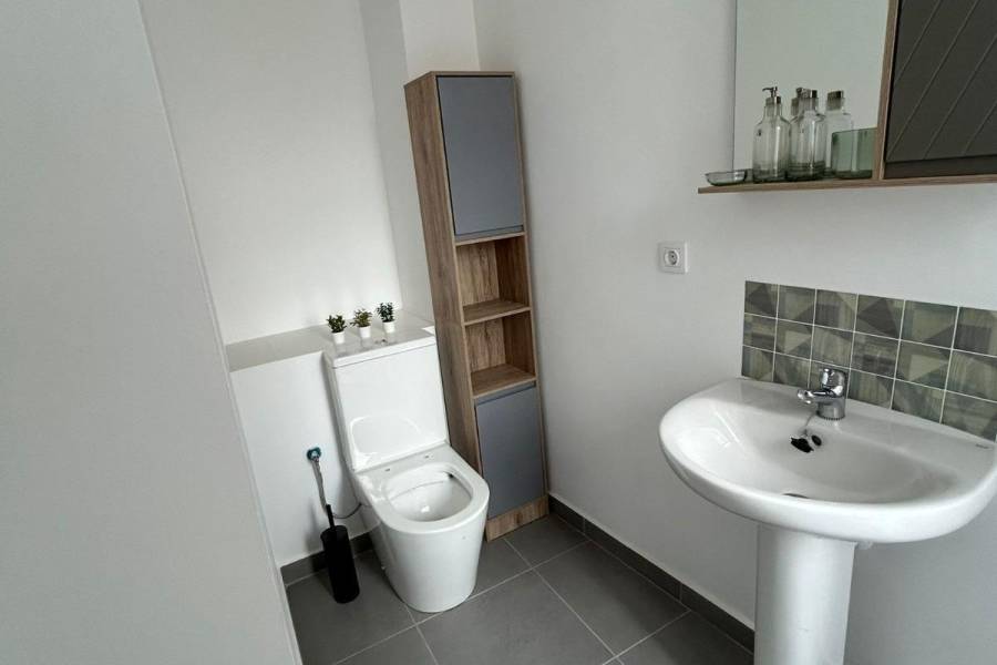 Beach/Resale - F - Elche - Plaza Barcelona