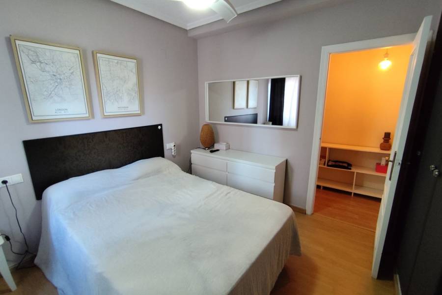 Пляж / Перепродажа - Apartment - Torrevieja - Center