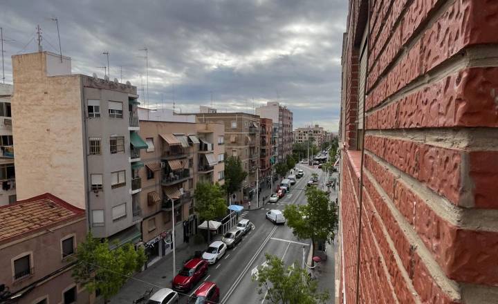 F - Playa/Reventa - Elche - Cortes valencianas