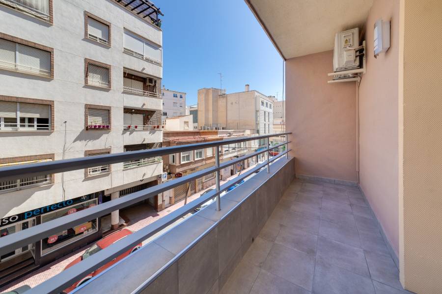 Пляж / Перепродажа - Apartment - Torrevieja - Center