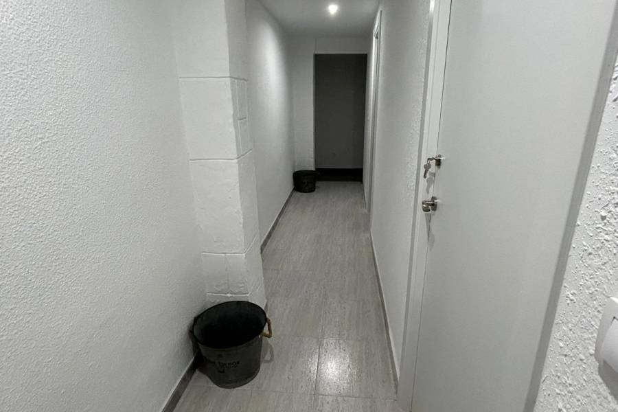 Beach/Resale - F - Elche - Plaza Barcelona