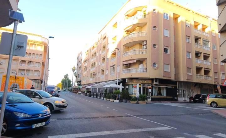 Apartment - Пляж / Перепродажа - Torrevieja - Parque de las Naciones