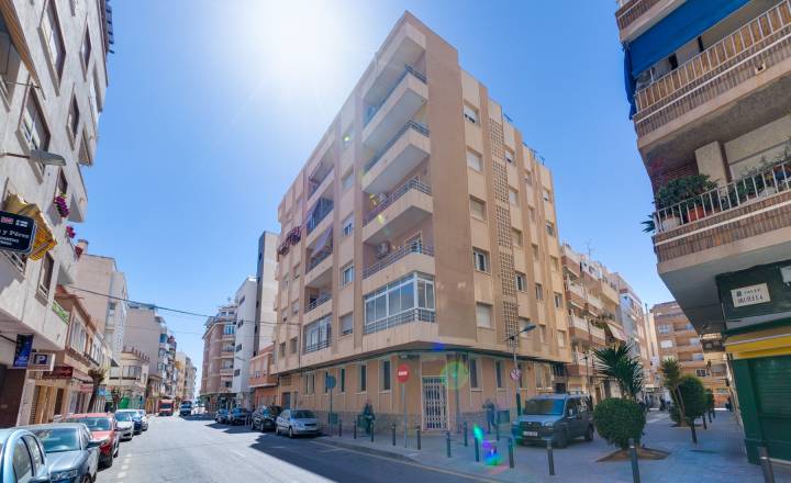 Apartment - Пляж / Перепродажа - Torrevieja - Center