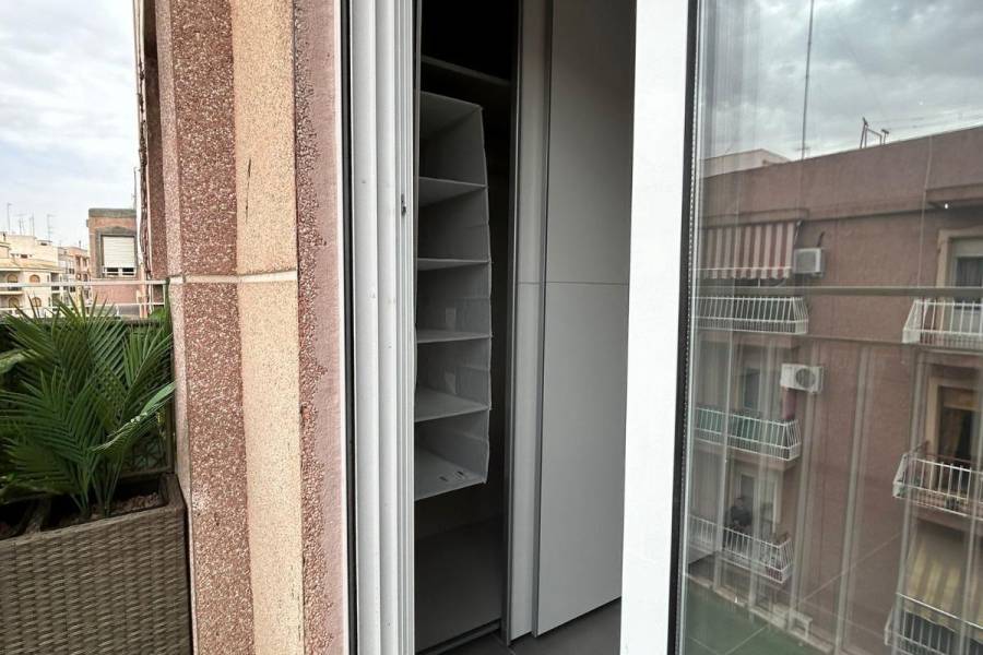 Beach/Resale - F - Elche - Plaza Barcelona