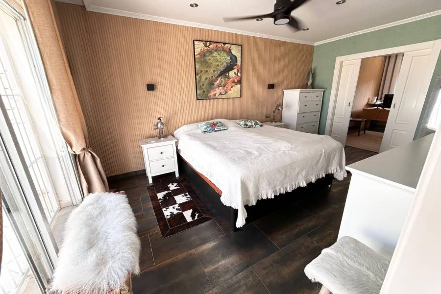 Playa/Reventa - V - Algorfa - La finca