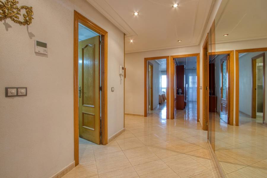 Beach/Resale - Apartment - Torrevieja - Playa del Cura