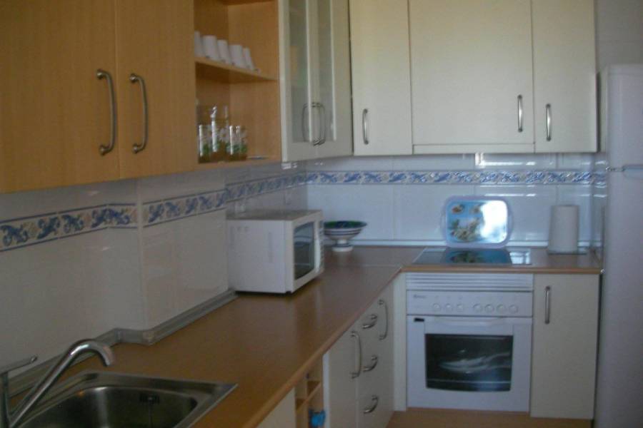 Återförsäljning / Strand - A - Guardamar del Segura - Puerto Deportivo