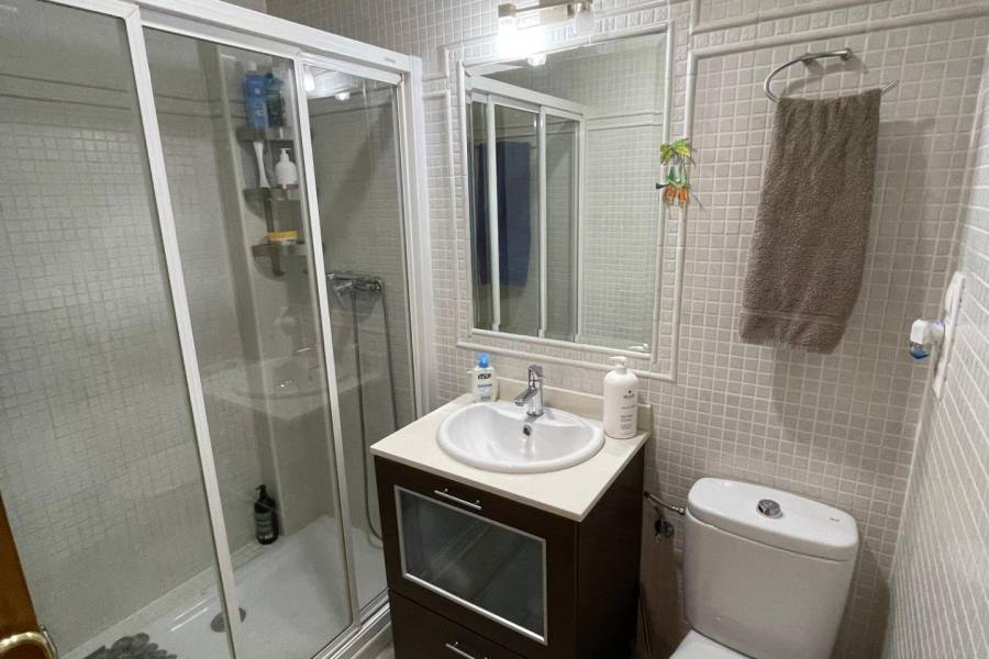 Återförsäljning / Strand - F - Novelda - CENTRO