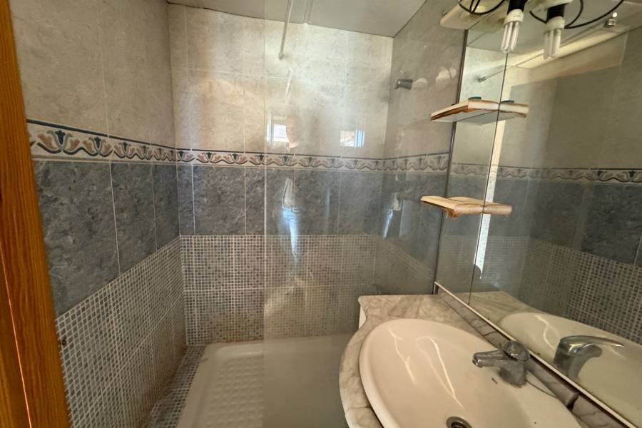 Пляж / Перепродажа - Apartment - Torrevieja - Punta Prima