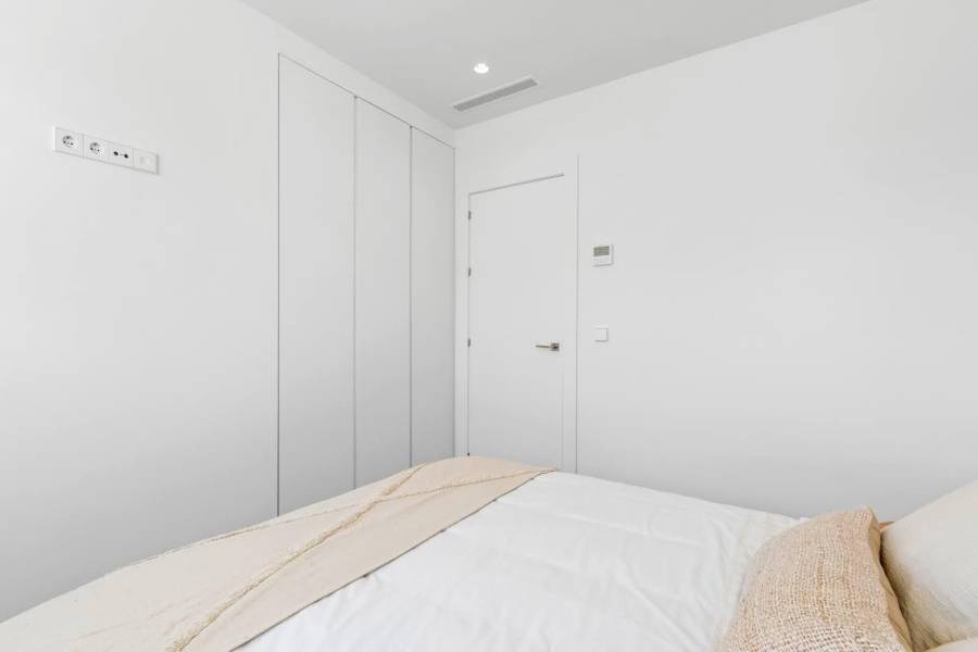 Återförsäljning / Strand - V - Los Montesinos - Costa blanca sur