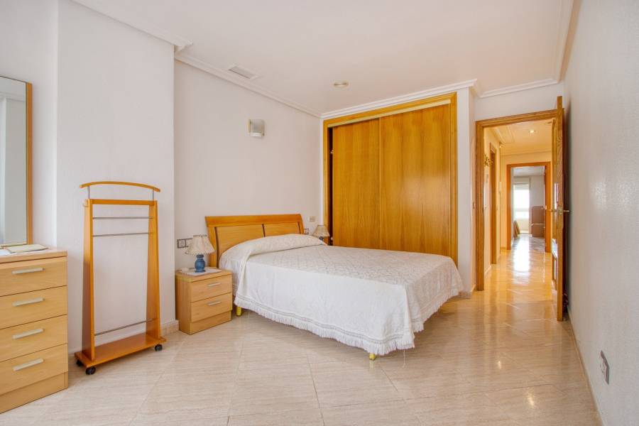 Beach/Resale - Apartment - Torrevieja - Playa del Cura