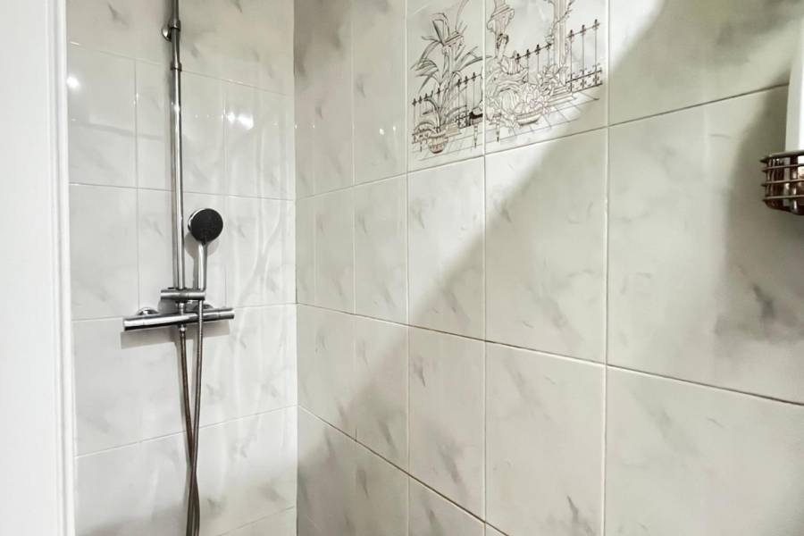 Beach/Resale - F - Elche - Cortes valencianas