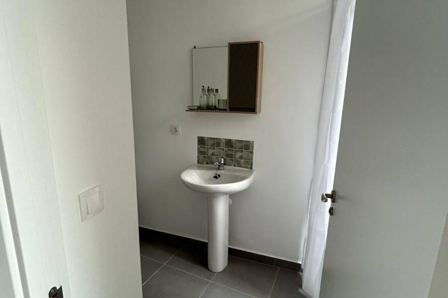 Beach/Resale - F - Elche - Plaza Barcelona