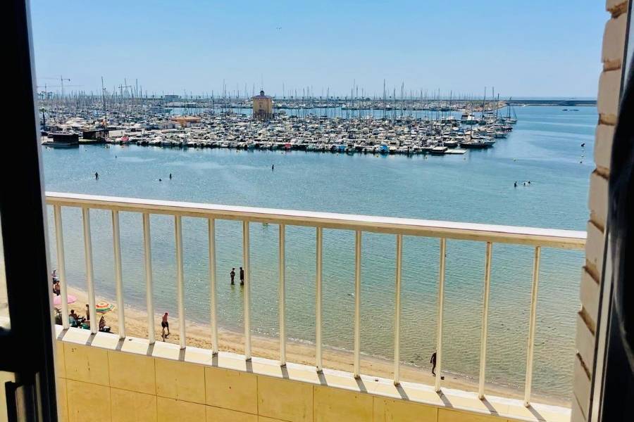 Пляж / Перепродажа - Apartment - Torrevieja - El Acequión - Los Náufragos